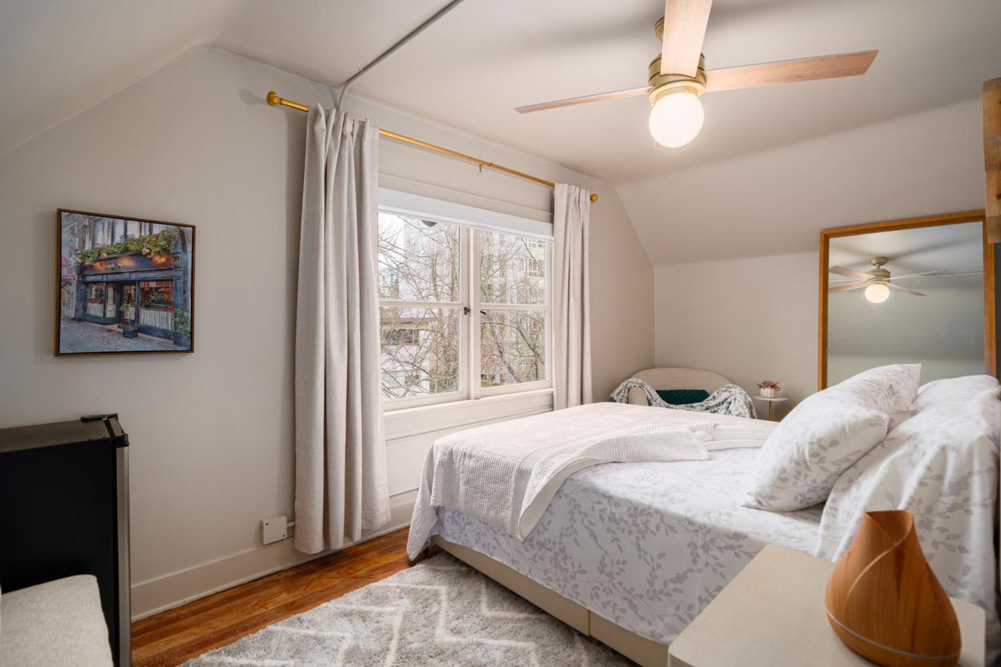 The Hunter House Bed And Breakfast Vancouver Eksteriør billede